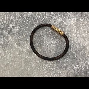 LV KEEP IT BRACELET Size 17 - Damier Ebene
